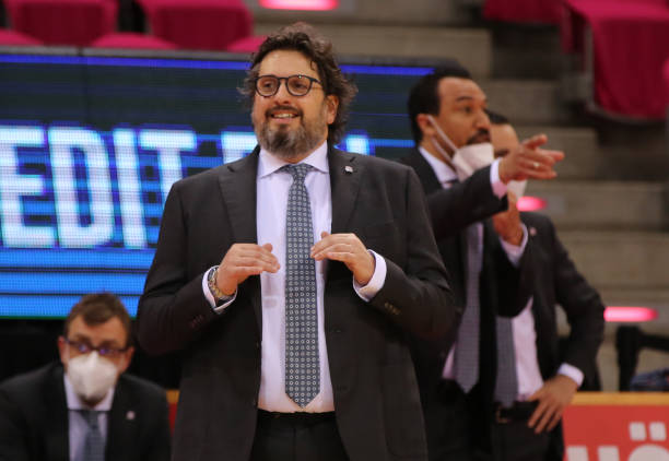 的放大镜下 的放大镜下