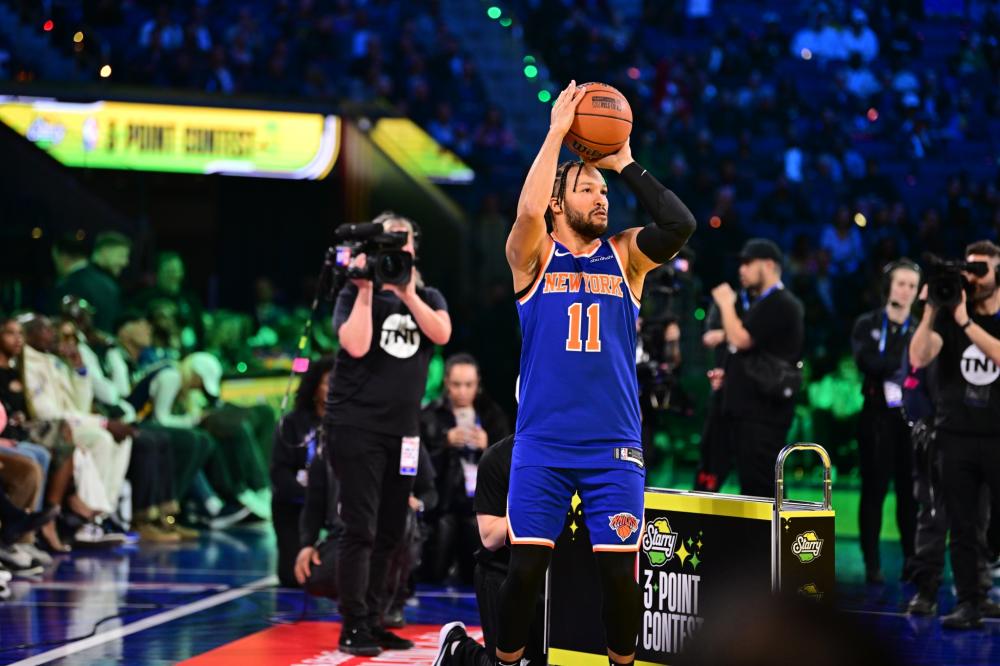 伸到了观众 伸到了观众