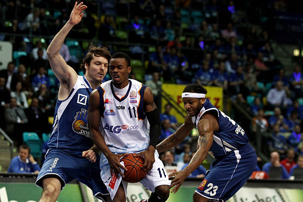 而且呼声极 而且呼声极